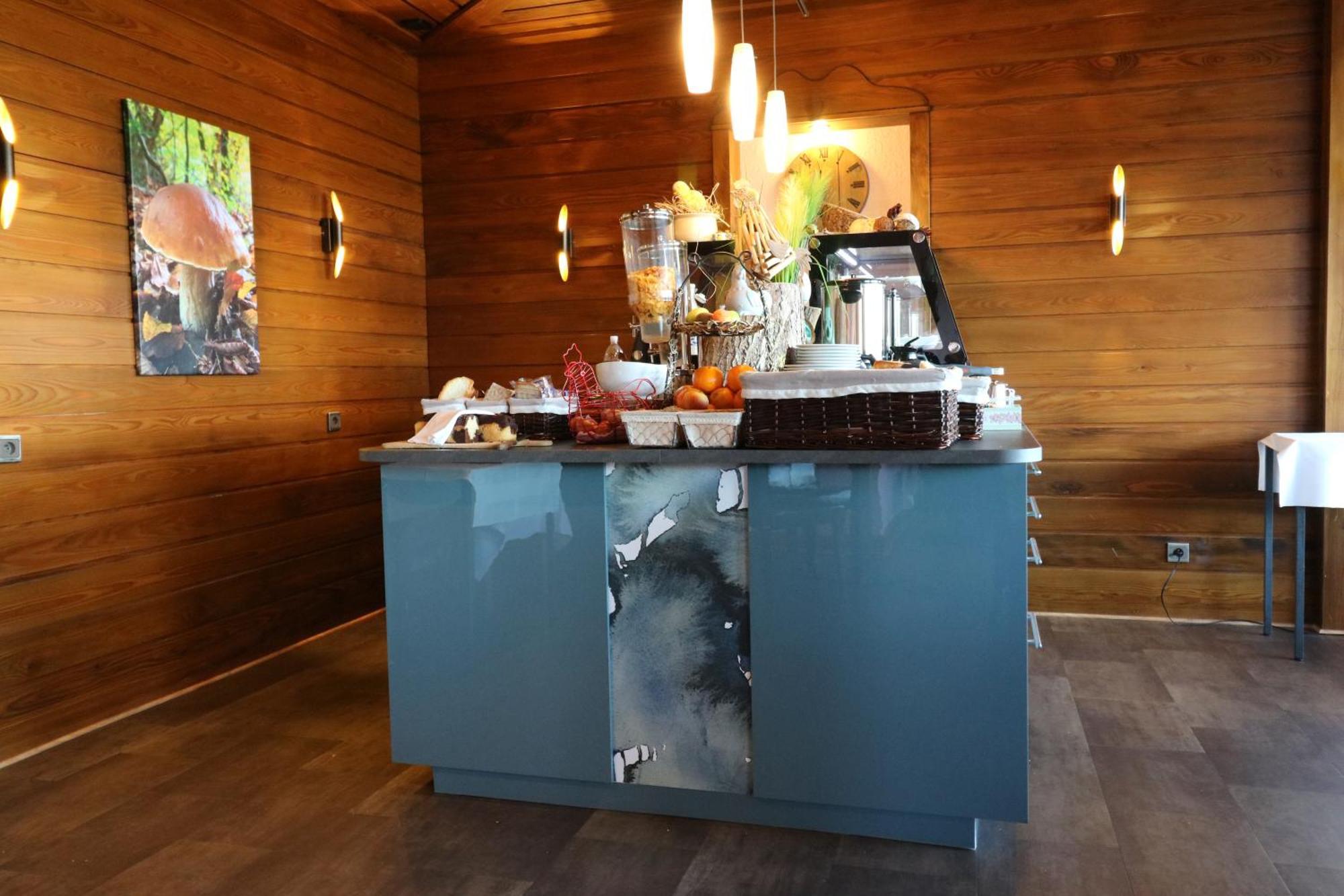 Hotel Restaurant Aux Trois Roses La Petite-Pierre Eksteriør billede