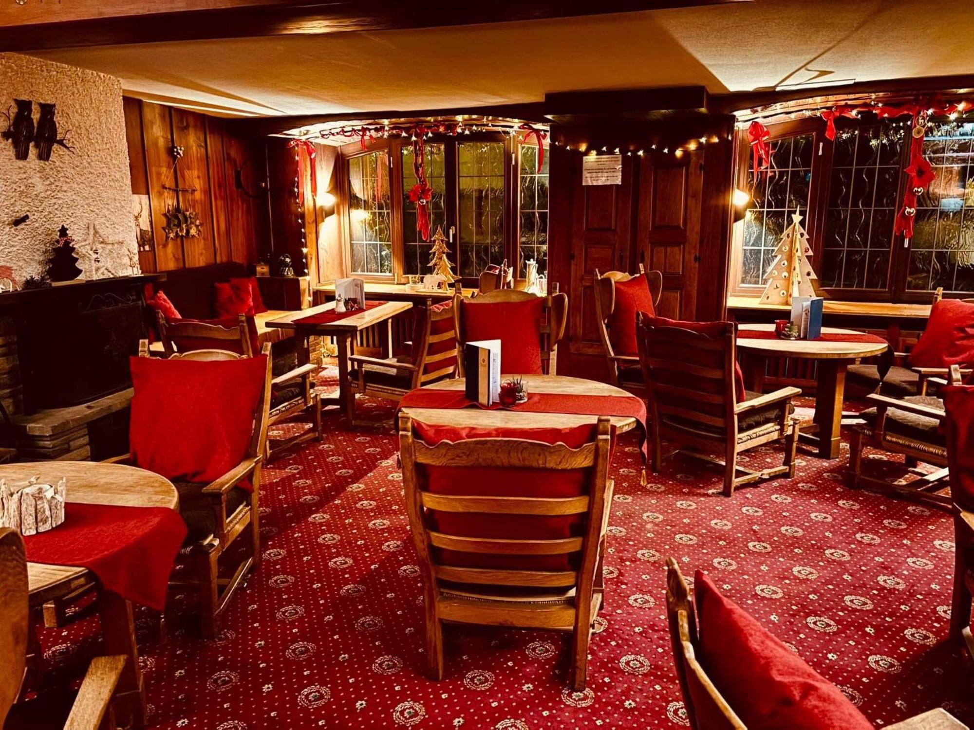 Hotel Restaurant Aux Trois Roses La Petite-Pierre Eksteriør billede