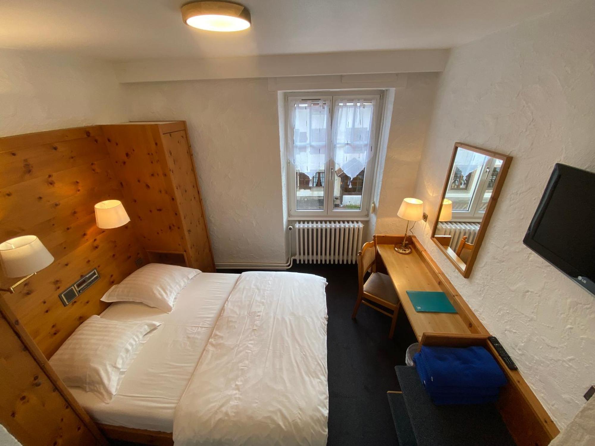 Hotel Restaurant Aux Trois Roses La Petite-Pierre Værelse billede